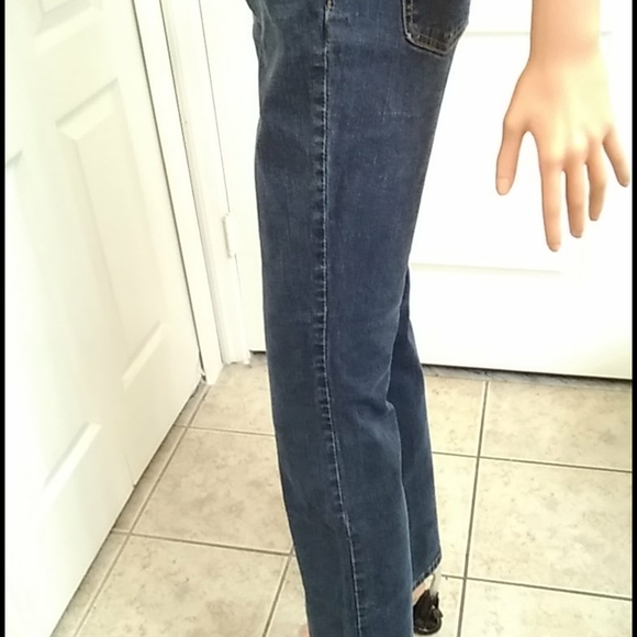 Levi's Signature Jeans Size 10 with 2% SPANDEX - Picture 10 of 14